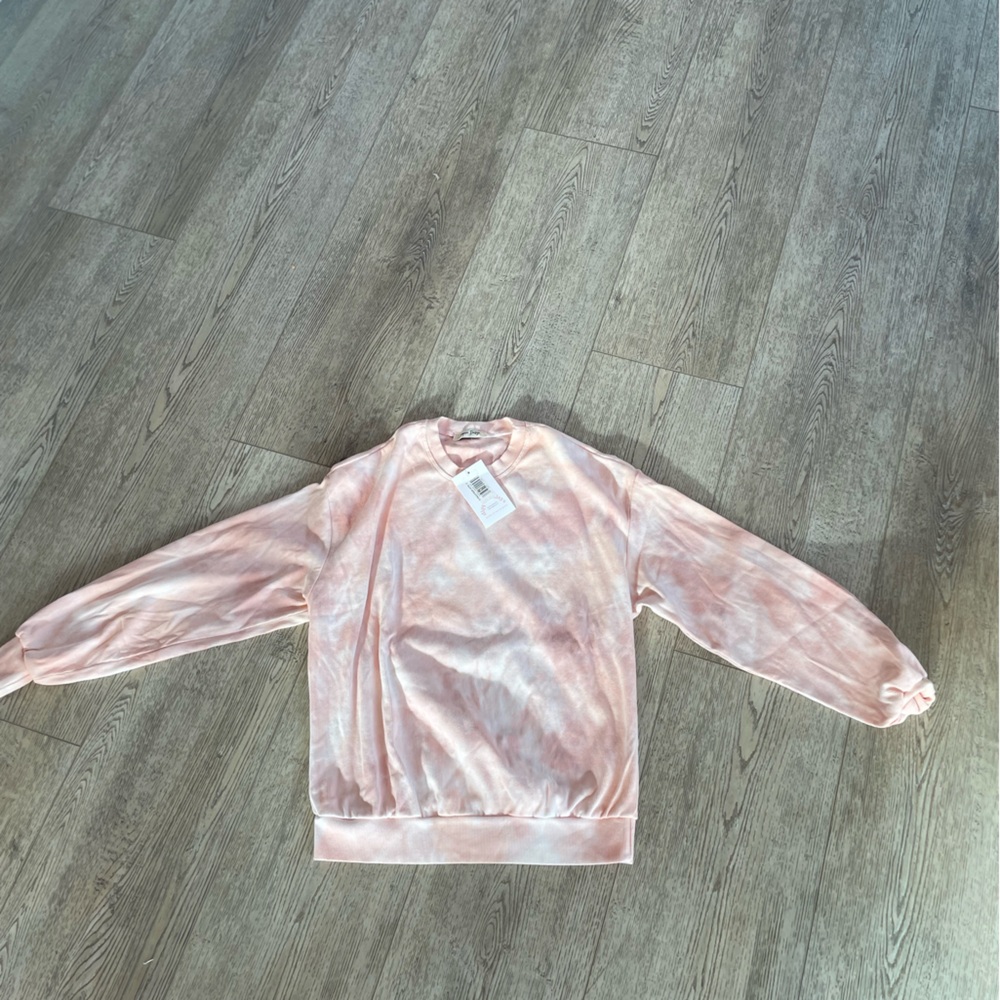 NEW- Dippin Daisys Pink Tie-Dye Women's Top